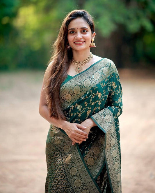 Organic Banarasi Wedding Saree – Lightweight & Breathable