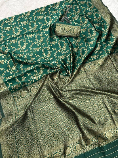 Organic Banarasi Wedding Saree – Lightweight & Breathable