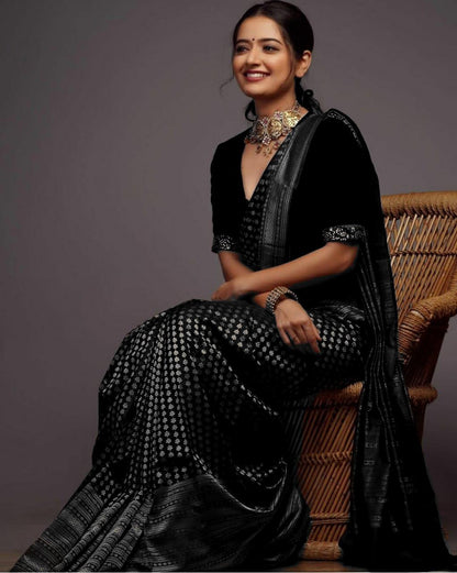Elegant Banarasi Saree in Premium Lichi Silk